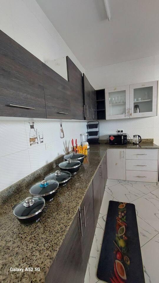 Kijanis Ocean View 3Bedrooms 몸바사 외부 사진